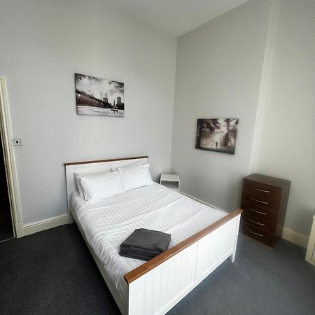 リヴァプールNo 3 - Large 1 Bed Near Sefton Park And Lark Laneアパートメント エクステリア 写真